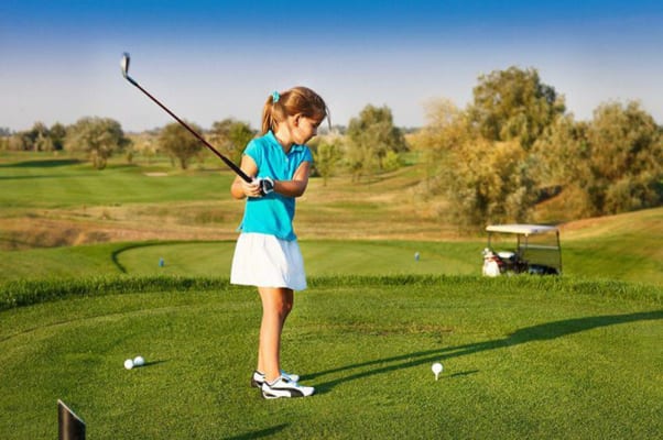 Bí kíp chọn giày golf trẻ em - Gậy Đánh Golf