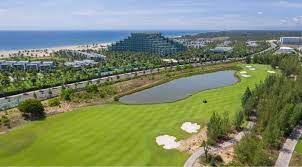 san-golf-vinpearl-nam-hoi-an-resort